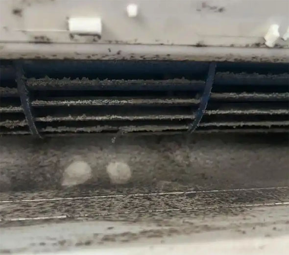 徐州空调吹的风有股烧焦味是怎么回事